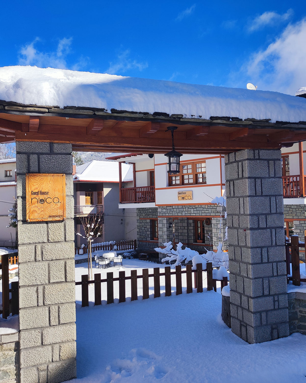 Nuca Guest House